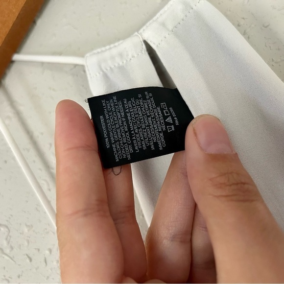 🦋 Express Grey White Reversible Tank Top Blouse XXS Neutral Summer Lightweight - Picture 2 of 10